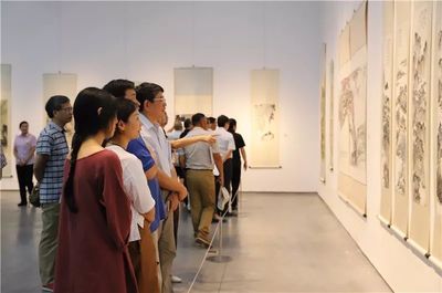 “大师窖藏——近现代名家精品系列展”在宁波美术馆开幕 四十余位世纪艺术大师作品璀璨亮相